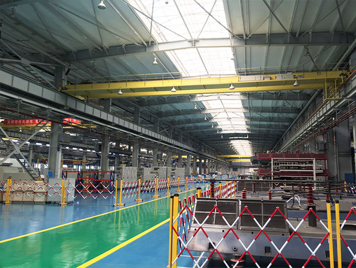 overhead-crane-in-high-speed-rail-manufacturing-plant.jpg