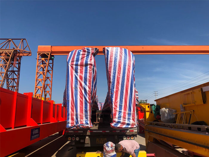 steel-plant-overhead-crane-packaging-for-saudi-arabia-customer.jpg