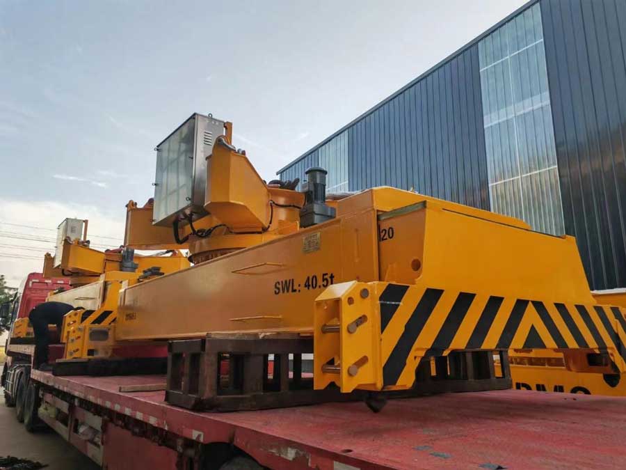 40-ton-crane-spreader-for-container-gantry-crane.jpg