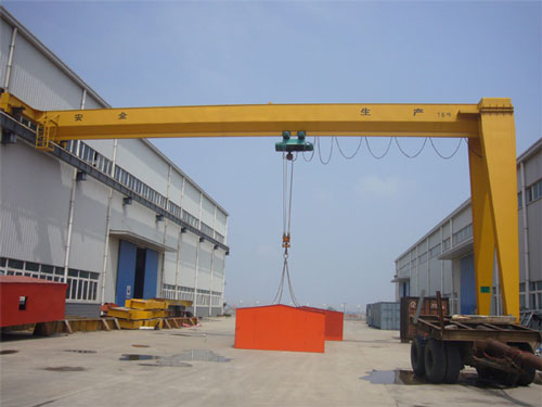 10-ton-semi-gantry-cranes-with-electric-wire-rope-hoist.jpg 10-ton-semi-gantry-cranes-with-electric-wire-rope-hoist.jpg