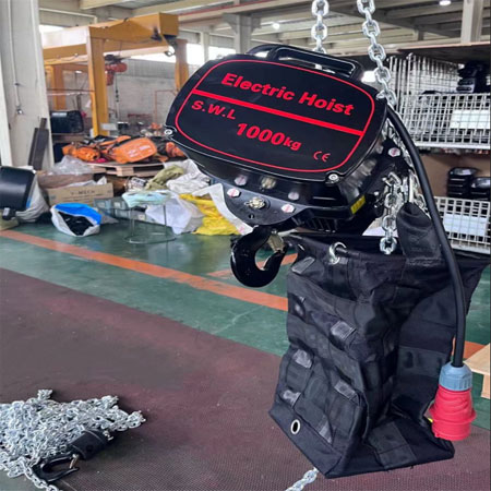 1000kg-stage-hoist.jpg 1000kg-stage-hoist.jpg